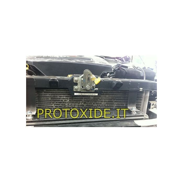 Intercooler frontale maggiorato Alfaromeo Giulietta 1750 TBI Nuova Versione Intercooler Aria-Aria Intercooler frontale maggiorato Alfaromeo Giulietta 1750 TBI Nuova Versione Intercooler Aria-Aria