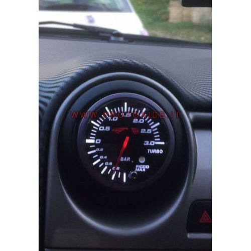 Turbo manometr, který lze instalovat na trysku Alfa Mito Turbo, benzin a olej