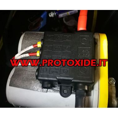 Fördelningsblock med säkringar för batteri plus Styrenhetskontakter och styrenhetskabel