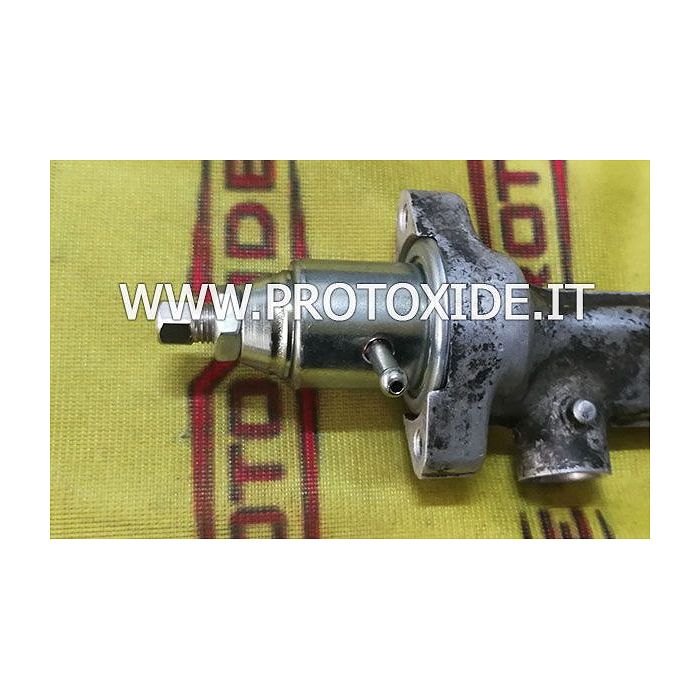 Fuel pressure regulator Renault Clio 1800 - 2000 Williams adjustable on original flute